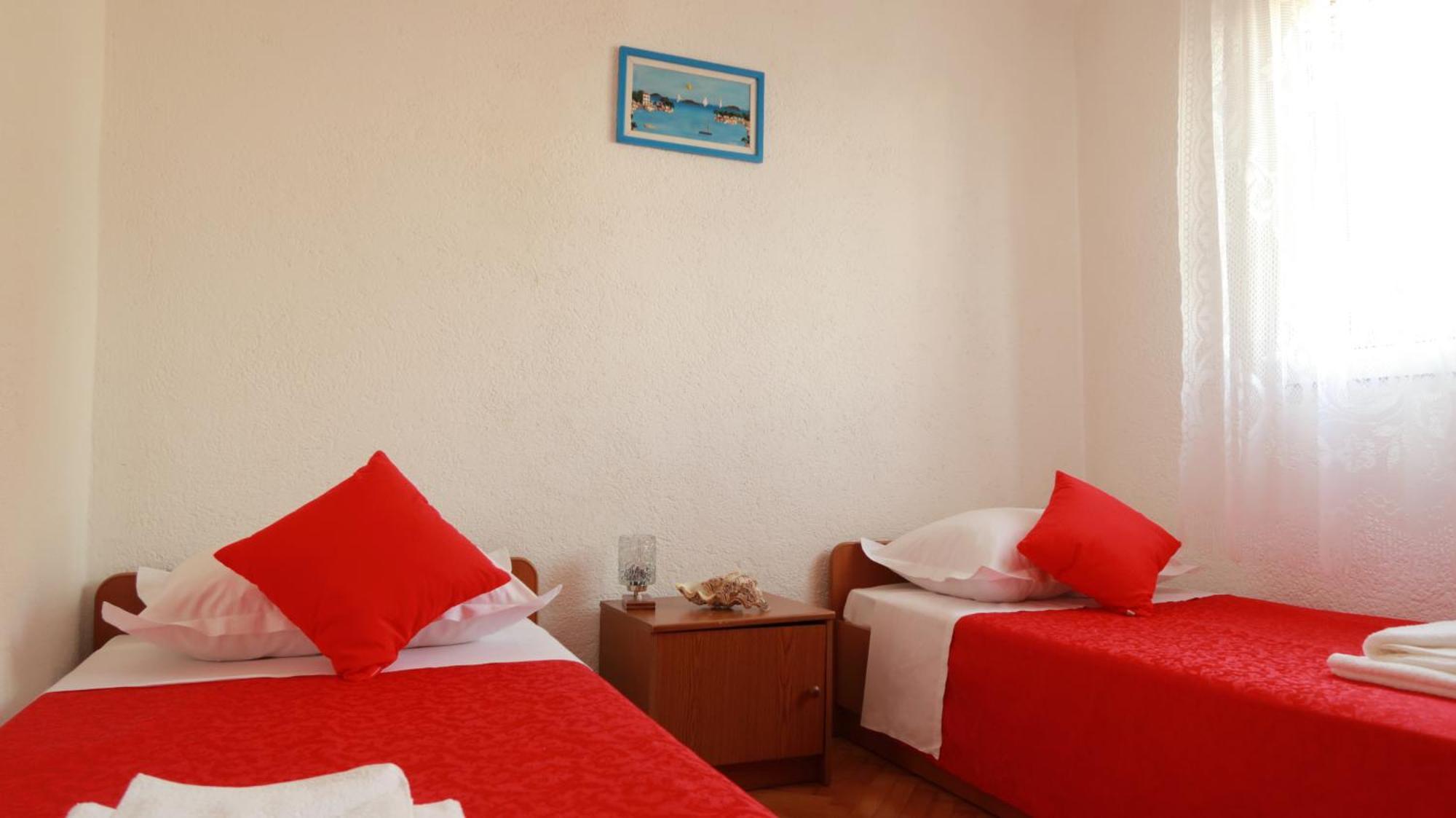 Apartments Ivanka Trogir Exterior photo